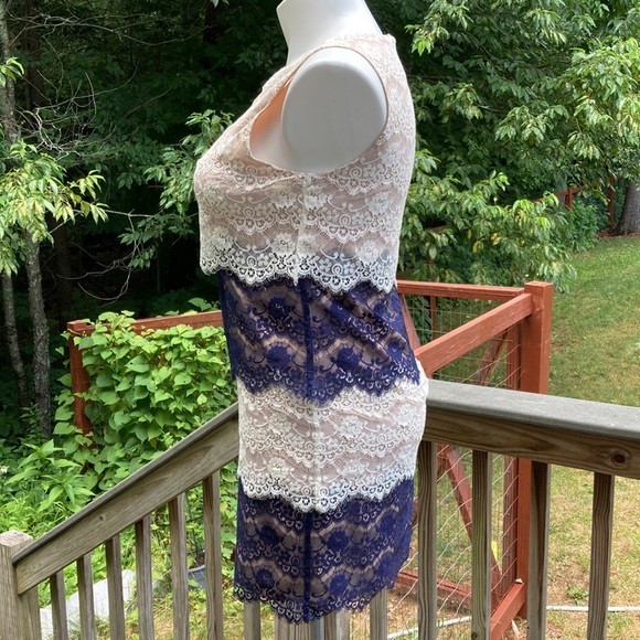 Jessica Simpson white and navy layered lace over nude dress size 10 - Picture 4 of 11